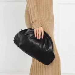 Furla Essential M Clutch Nero Pochette -Modetaschengeschäft A0174062 Furla Position 3