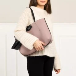 Guess Eco Brenton Tote Black Shopper -Modetaschengeschäft A0178026 Guess position 4