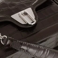 Coccinelle Marvin Twist Croco Shiny Soft Bark Crossbody Bag -Modetaschengeschäft A0179268 Coccinelle position 3