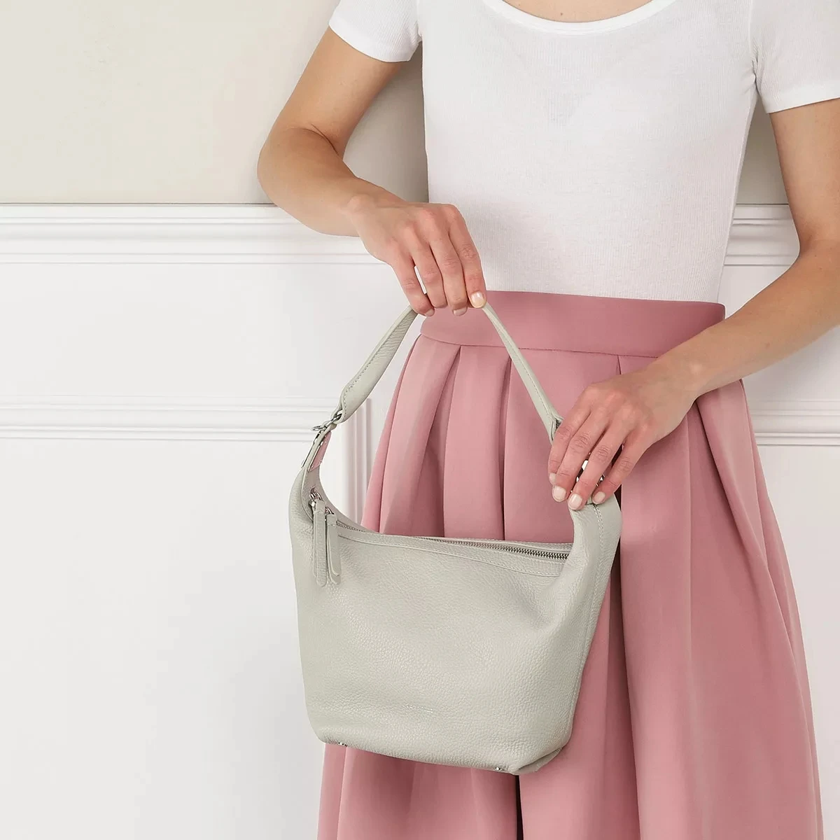 Coccinelle Mintha Hobo Bag Gelso Hobo Bag 4 Coccinelle Mintha Hobo Bag Gelso Hobo Bag – Bild 2