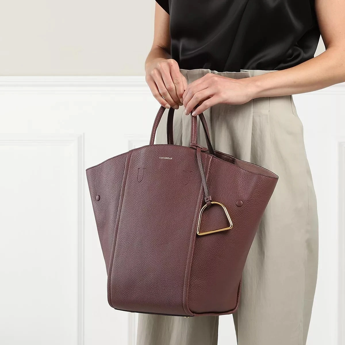 Coccinelle Narcisse Handbag Carruba Tote 4 Coccinelle Narcisse Handbag Carruba Tote – Bild 2