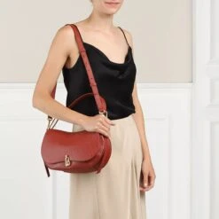 Coccinelle Magie Ostrich Handbag Acero Saddle Bag -Modetaschengeschäft A0181799 Coccinelle position 3