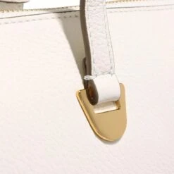 Coccinelle Lea Crossbody Bag White Shopper -Modetaschengeschäft A0183340 Coccinelle position 4