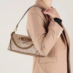 Guess Izzy Top Zip Shoulder Bag Latte Logo/Brown Crossbody Bag -Modetaschengeschäft A0189873 Guess position 3