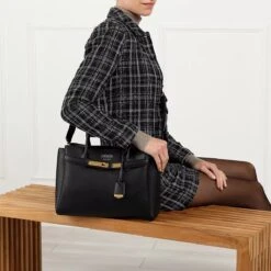 Guess Enisa High Society Satchel Black Tote -Modetaschengeschäft A0189888 Guess position 2