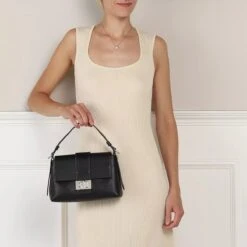 Furla Charlotte S Shoulder Bag Nero Satchel 9 Furla Charlotte S Shoulder Bag Nero Satchel -Modetaschengeschäft A0190886 Furla position 2