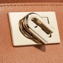 Furla 1927 Mini Top Handle 19 Cognac Minitasche 12 Furla 1927 Mini Top Handle 19 Cognac Minitasche -Modetaschengeschäft A0190914 Furla position 5