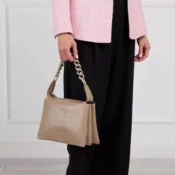 Furla Piuma Shoulder Bag S Greige Hobo Bag -Modetaschengeschäft A0190941 Furla position 2