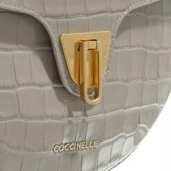 Coccinelle Beat Saddle Bag Stone Crossbody Bag 10 Coccinelle Beat Saddle Bag Stone Crossbody Bag -Modetaschengeschäft A0191110 Coccinelle position 3