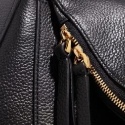 Coccinelle Sole Noir Satchel 10 Coccinelle Sole Noir Satchel -Modetaschengeschäft A0199006 Coccinelle position 4