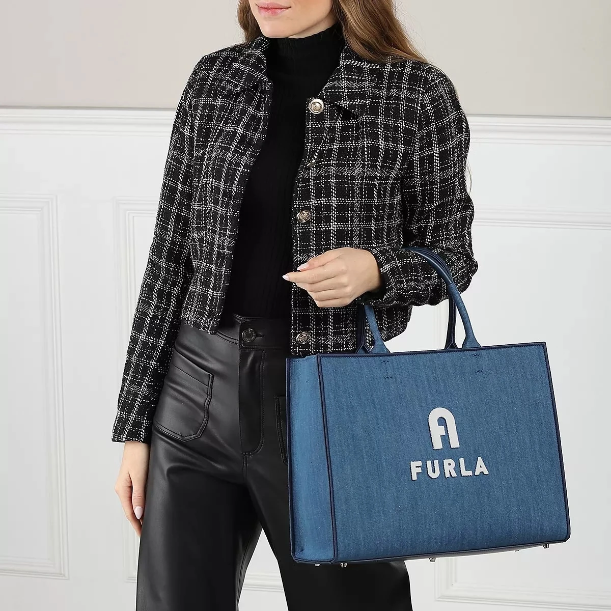Furla Opportunity L Tote Blu Jay Marshmallow Tote 4 Furla Opportunity L Tote Blu Jay Marshmallow Tote – Bild 2
