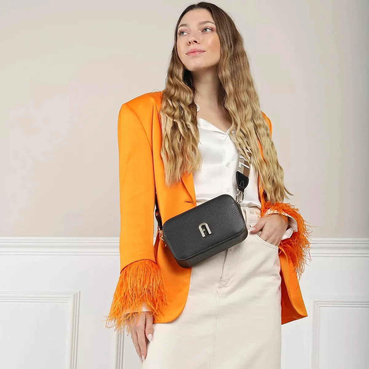 Furla Primula Mini C.Body Webbing Strap Nero Corda Naturale Camera Bag 4 Furla Primula Mini C.Body Webbing Strap Nero Corda Naturale Camera Bag – Bild 2