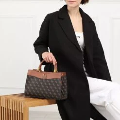 Guess Nell Logo Small Girlfriend Brown Logo/Cognac Tote -Modetaschengeschäft A0199947 Guess 079