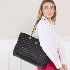 Guess Giully Tote Black Shopper 8 Guess Giully Tote Black Shopper -Modetaschengeschäft A0201090 1