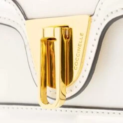 Coccinelle Marvin Twist Coconut Milk Crossbody Bag -Modetaschengeschäft A0202114 Coccinelle position 5