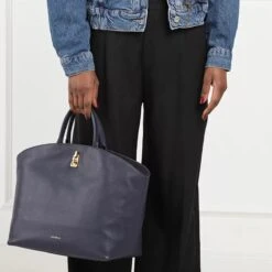 Coccinelle Magie Midnight Blue Tote -Modetaschengeschäft A0202165 Coccinelle position 3