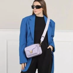 Coccinelle Beat Soft Ribb Lavender Crossbody Bag 10 Coccinelle Beat Soft Ribb Lavender Crossbody Bag -Modetaschengeschäft A0202203 Coccinelle 2 1
