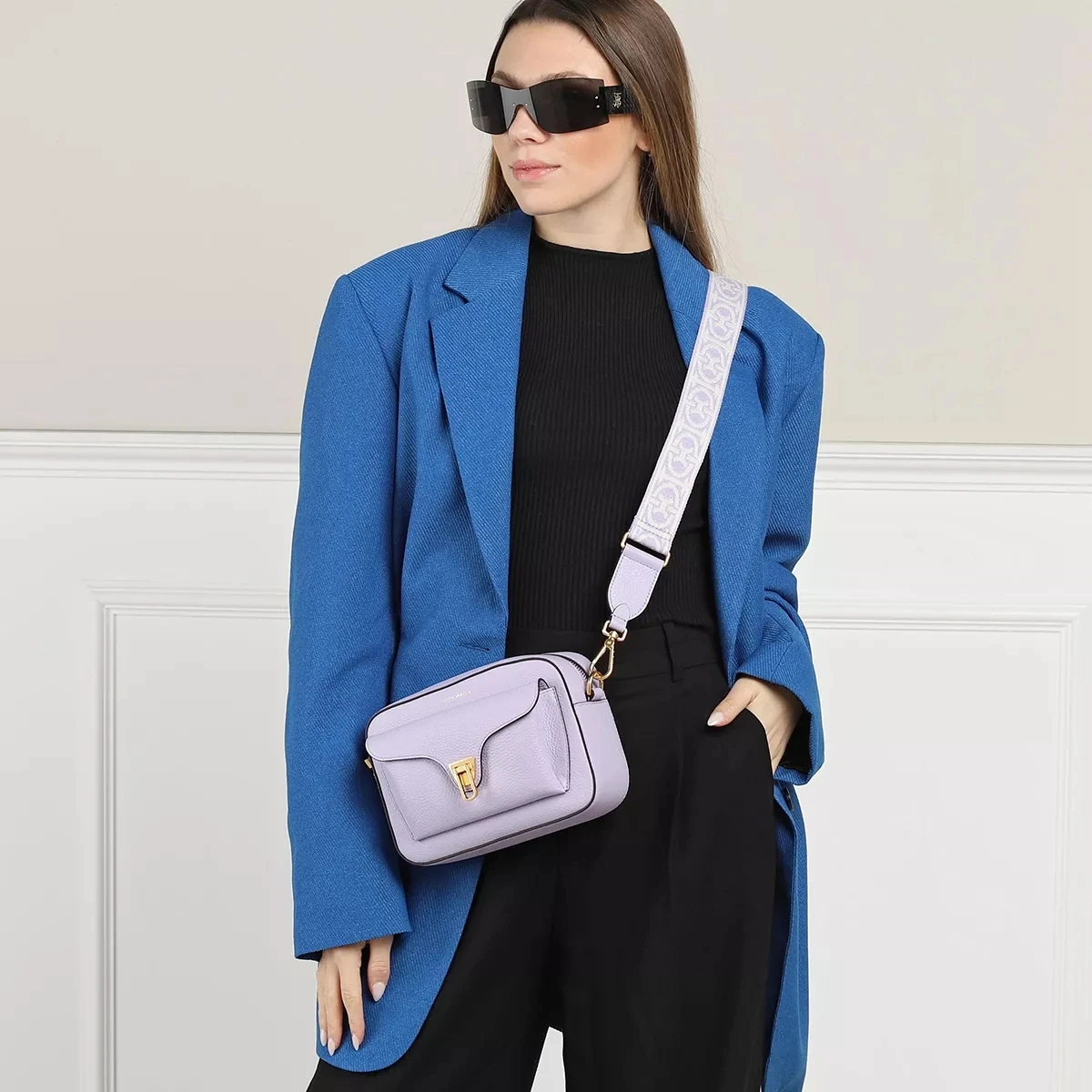 Coccinelle Beat Soft Ribb Lavender Crossbody Bag 4 Coccinelle Beat Soft Ribb Lavender Crossbody Bag – Bild 2