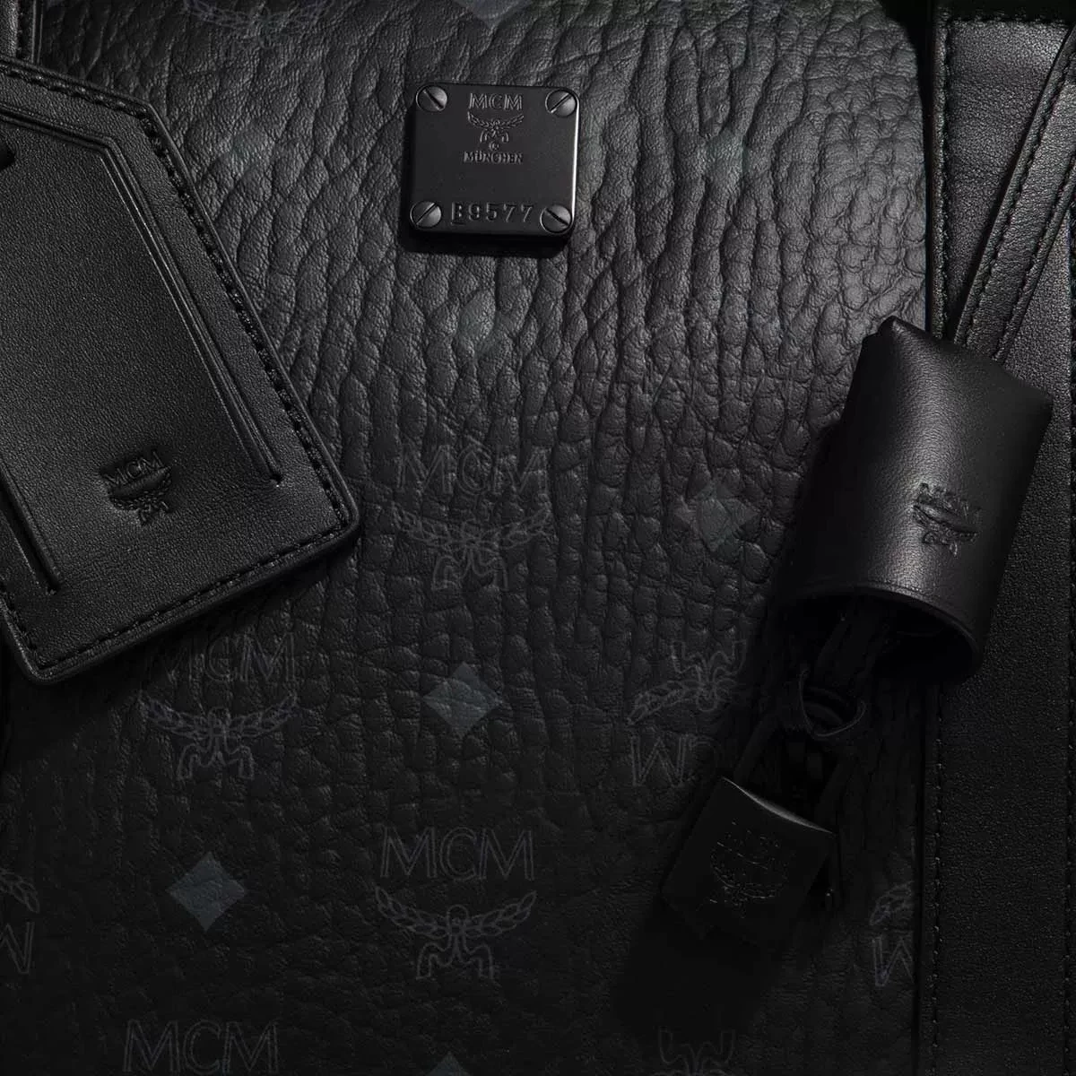 MCM Ottomar Weekender Large Black Weekender 6 MCM Ottomar Weekender Large Black Weekender – Bild 4