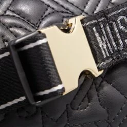 LOVE MOSCHINO Quilted Bag Nero Gürteltasche -Modetaschengeschäft A0208653 PACKSHOT DETAIL