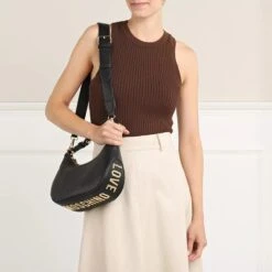 LOVE MOSCHINO Giant Avorio Crossbody Bag -Modetaschengeschäft A0208656 MODEL SECOND