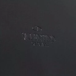 Valentino Garavani VLTN Briefcase Bag Black Laptoptasche -Modetaschengeschäft A0211247 ValentinoGaravani position 4