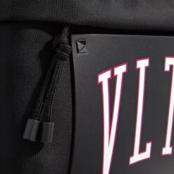 Valentino Garavani VLTN Backpack Black Rucksack -Modetaschengeschäft A0212730 ValentinoGaravani position 5