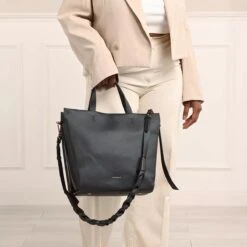 Coccinelle Boheme Grana Double Noir Brule Tote -Modetaschengeschäft A0212955 MODEL SECOND