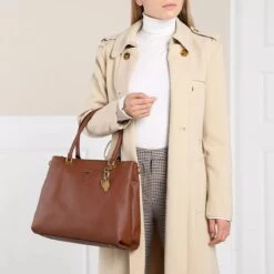 Guess Destiny Society Carryall Cognac Tote -Modetaschengeschäft a0138460 guess 292